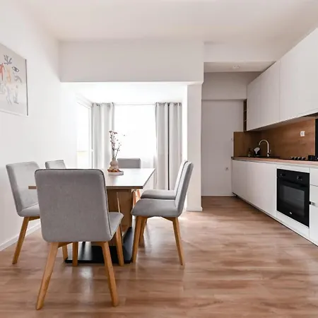 Paula Center * Zadar