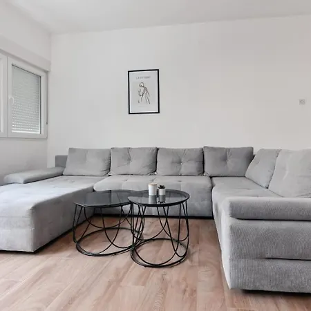 Paula Center * Zadar