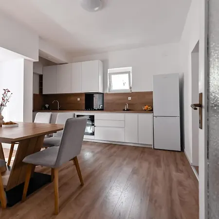 Apartament Paula Center *